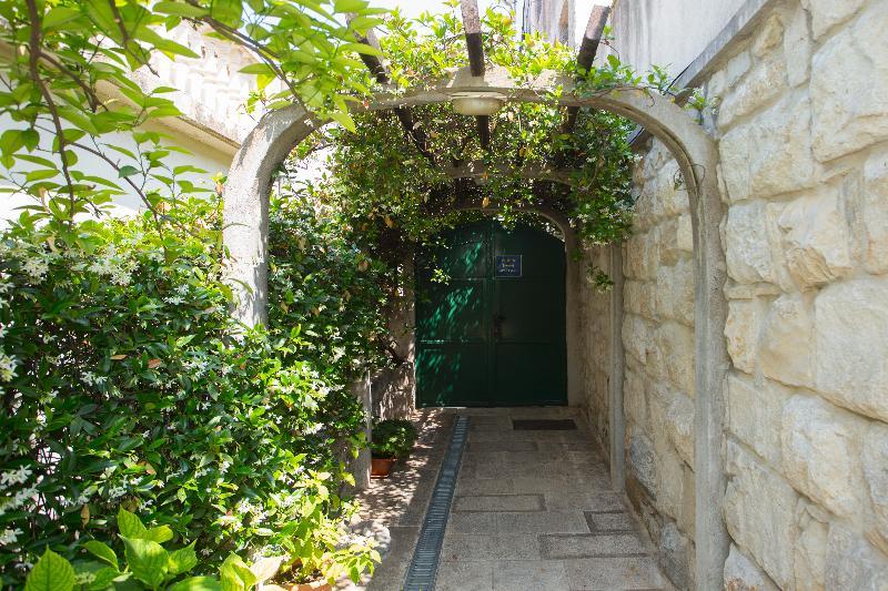 Apartment Alma Split Exterior foto